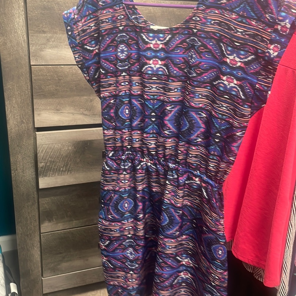 Size medium,PINK  REPUBLIC brand,short sleeve